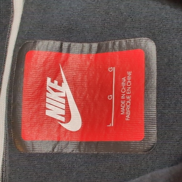 Nike Tech Fleece Moto Cape Size Large In Black - Picture 4 of 13